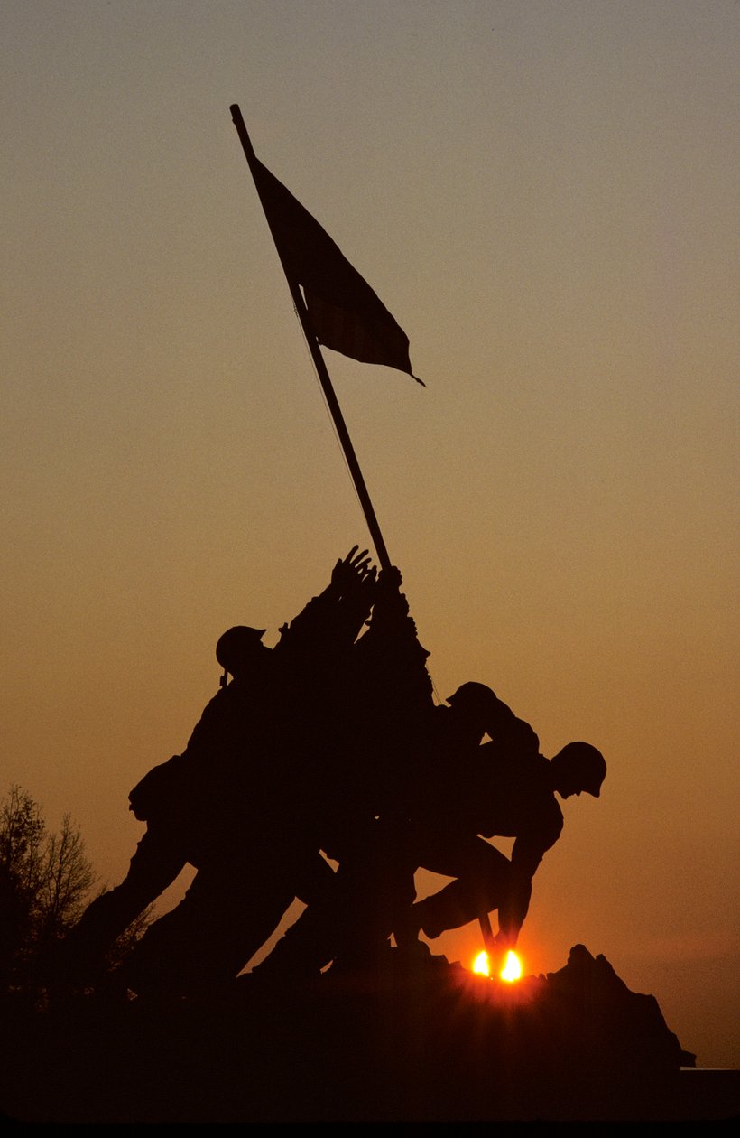 Iwo Jima; Washington; DC, 2006 (Foto) von Kenneth Garrett