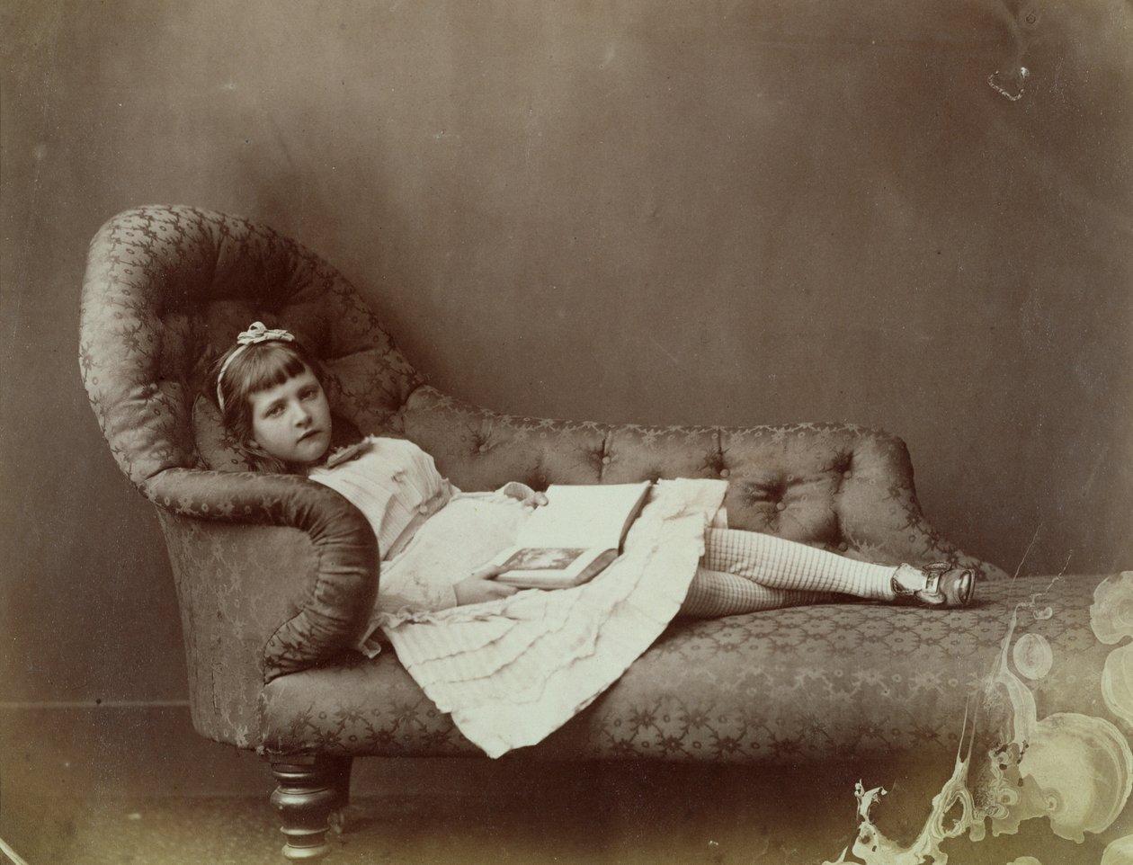 Porträt von Xie Kitchin (Albuminabzug) von Lewis Carroll