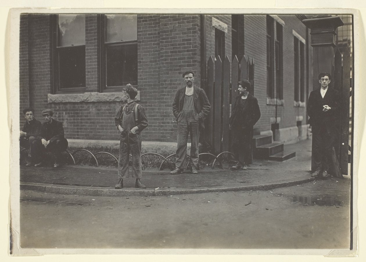 Warren, Rhode Island von Lewis Wickes Hine