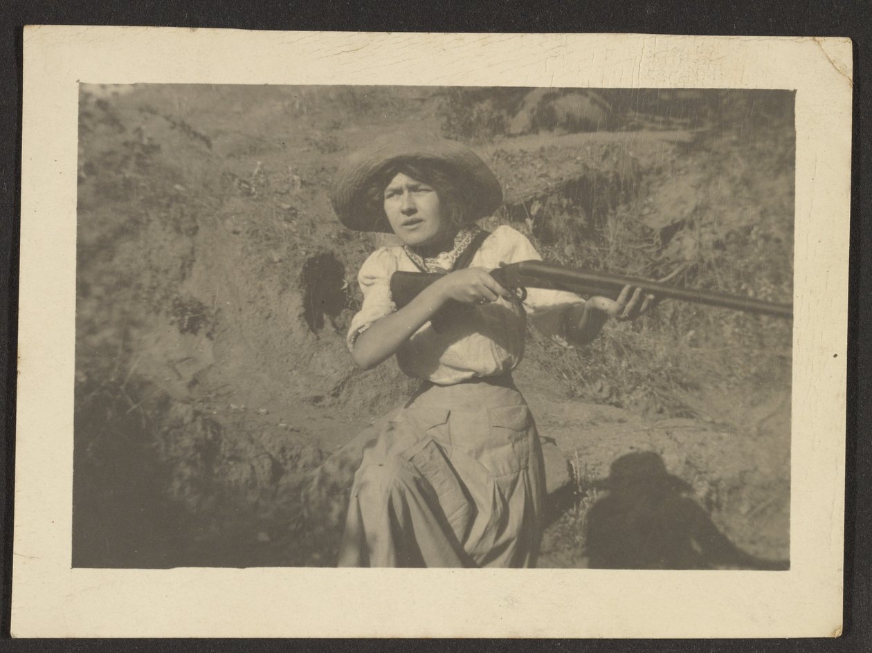 Florence mit Gewehr von Louis Fleckenstein
