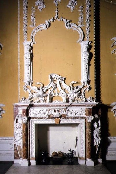 Kamin, 1750er Jahre von Luke Lightfoot