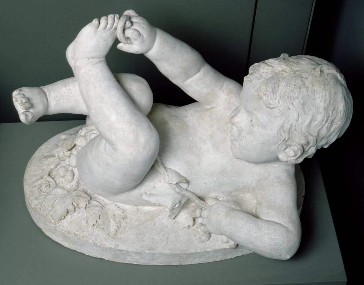 Kind spielt mit seinem Fuß, 1779 von Martin CLaude Monot