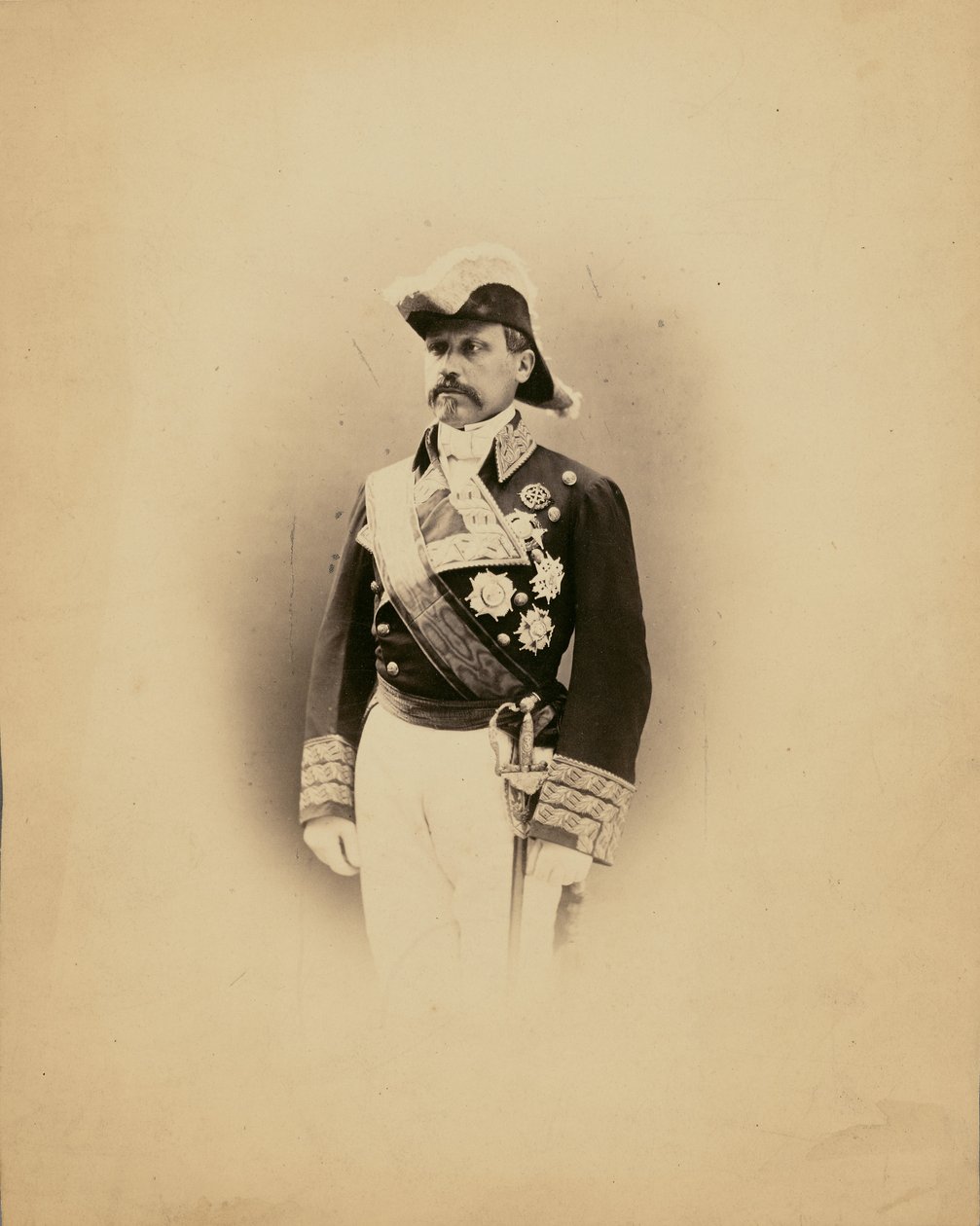 Marschall Serrano von Nadar [Gaspard Félix Tournachon]