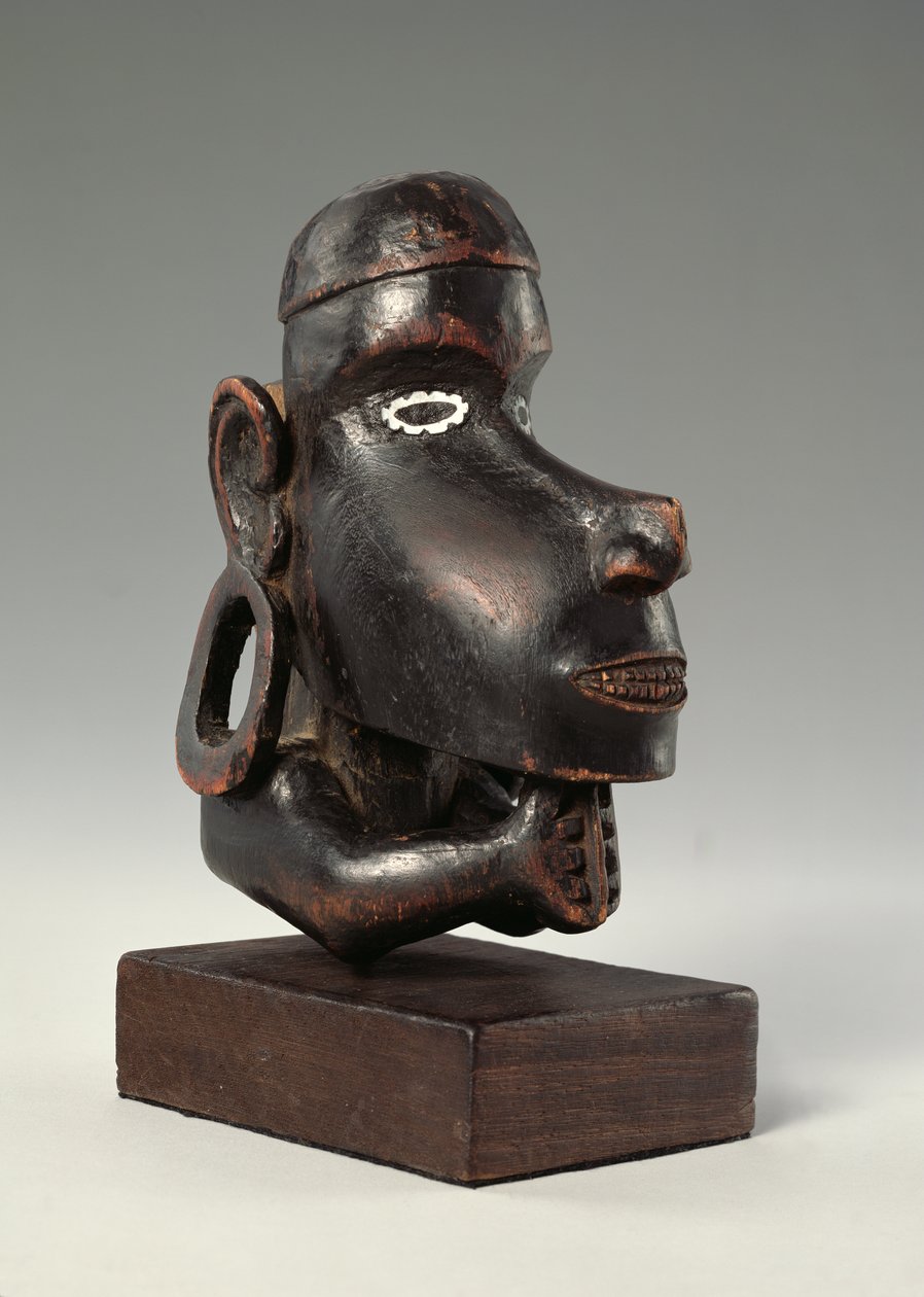 Kanu-Bugfiguren (nguzu nguzu) von den Salomonen von Oceanic