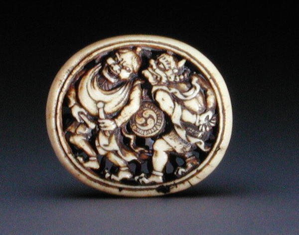 Netsuke, das Raiden mit dem Windgott Futen darstellt, 1860-70 von Ozaki Kokusai