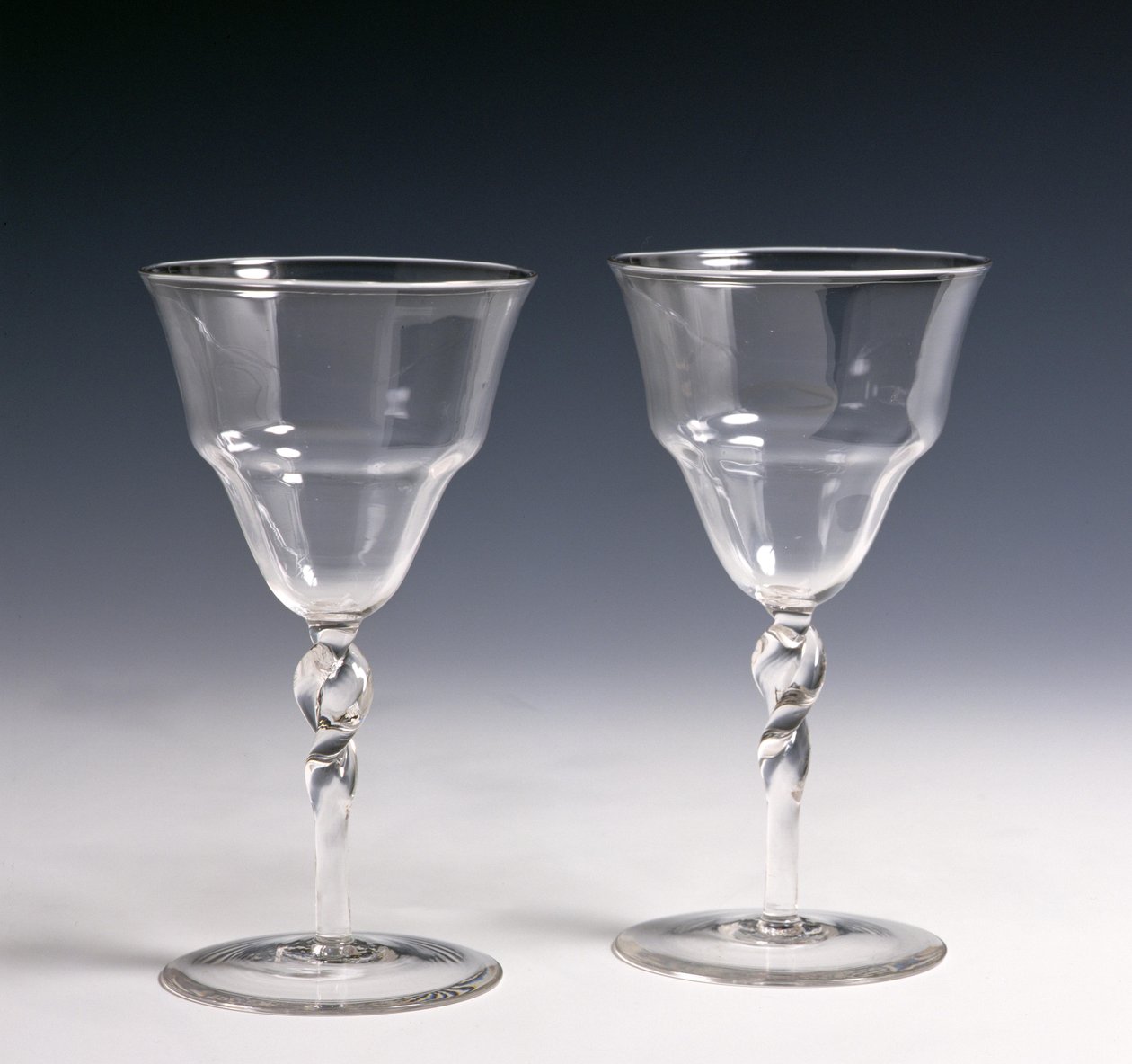 Weingläser, ca. 1862-63 von Philip Webb