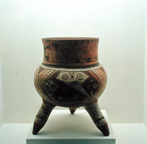 Dreifußvase von Pre Columbian Pre Columbian