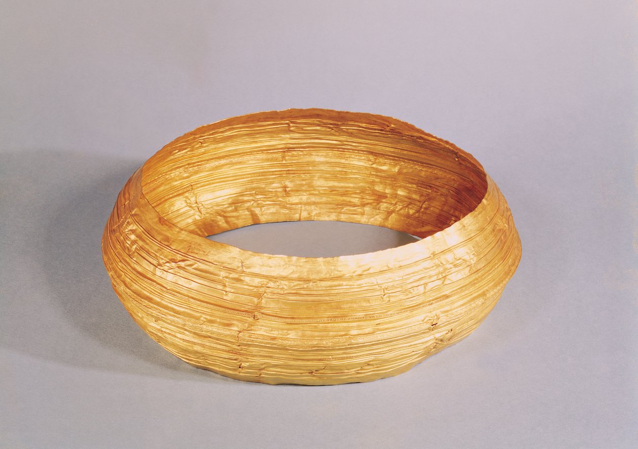 Halskette aus Apremont, 6. Jahrhundert v. Chr. (Gold) von Protohistoric
