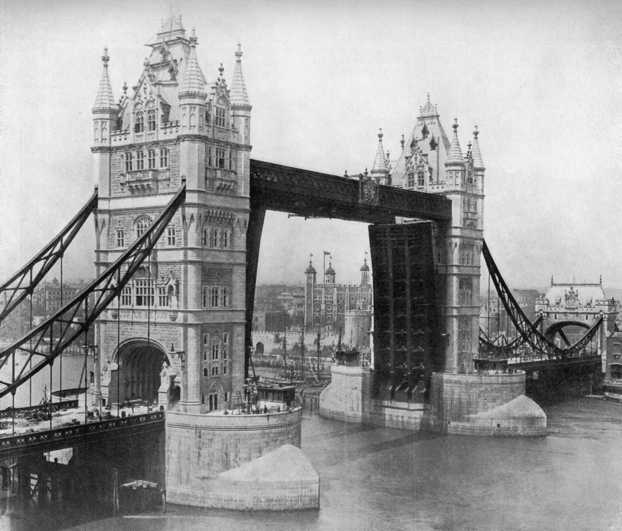 Tower Bridge, London von Reinhold Thiele