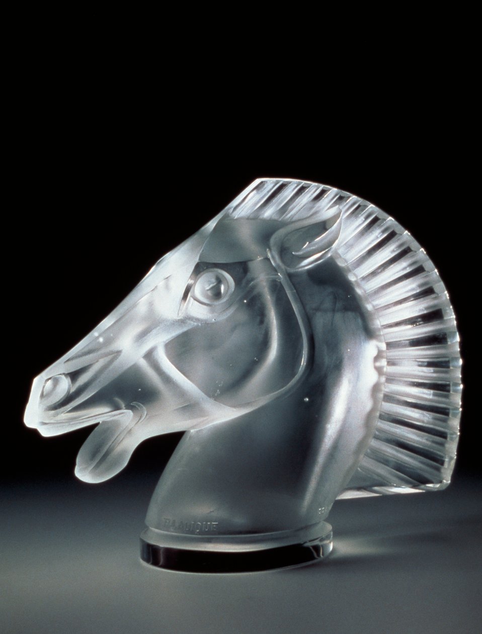 Longchamp Kühlerfigur von Rene Jules Lalique