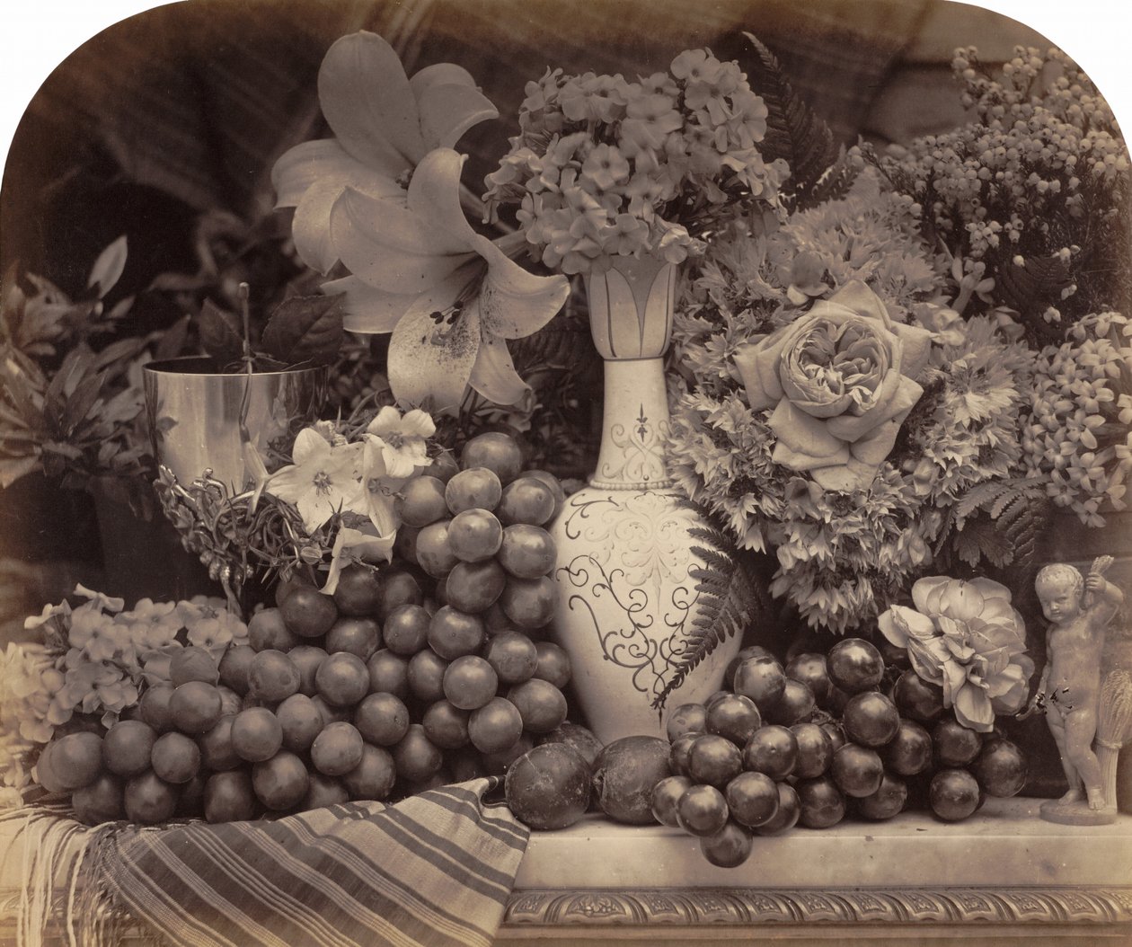 Früchte und Blumen, 1860 von Roger Fenton