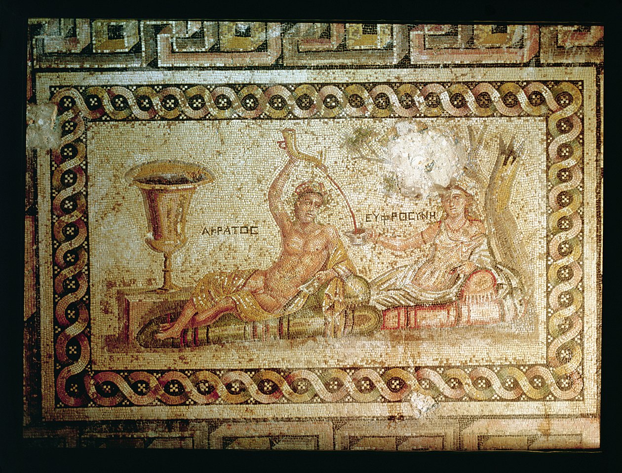 Akratos schenkt Wein ein, aus Belkis oder Zeugma, Südosttürkei von Roman