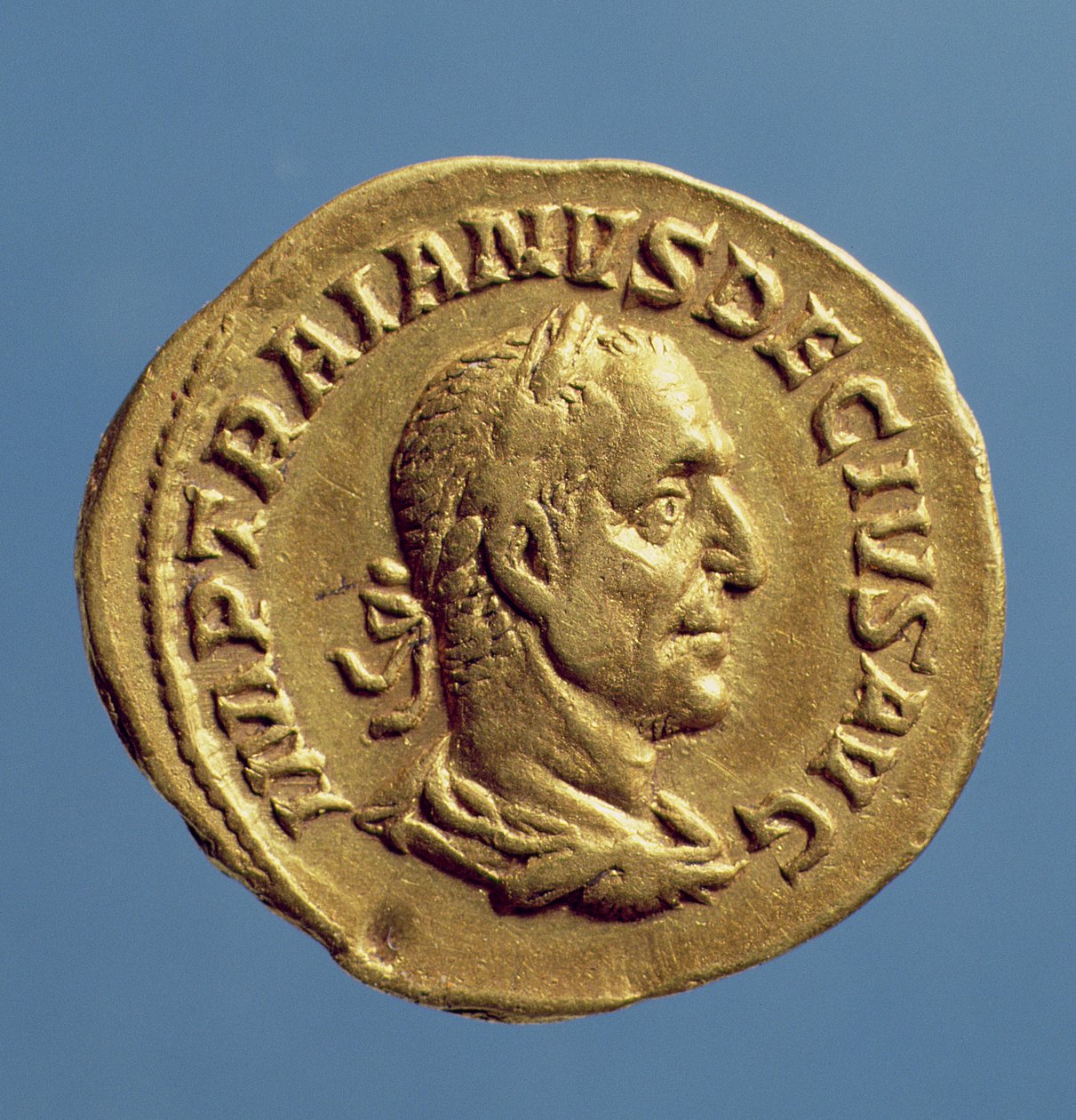 Aureus (Vorderseite) von Trajan Decius, drapiert, mit Lorbeerkranz von Roman