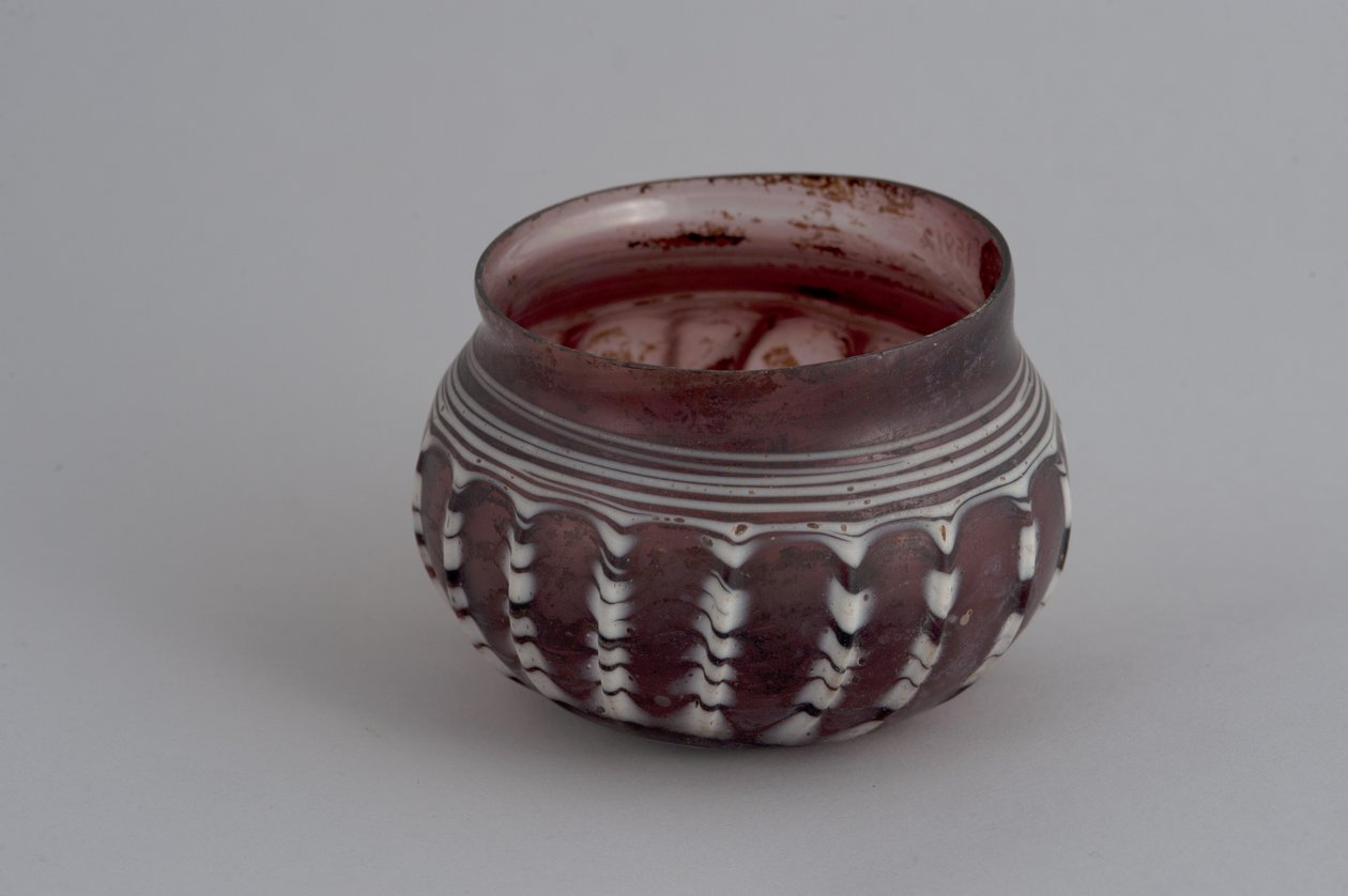 Gerillter Becher von Roman