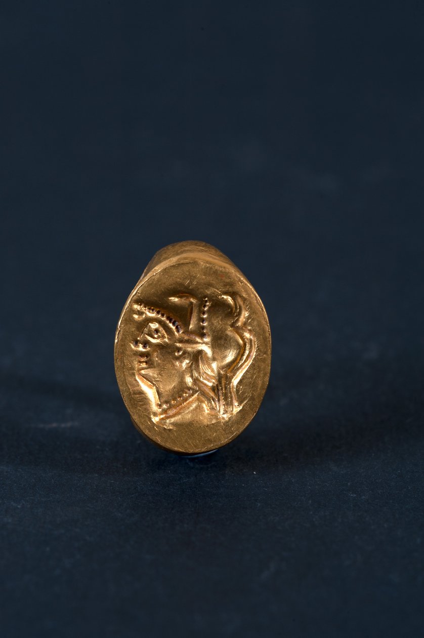 Ring mit Kopf der Athena (Goldblatt) von Roman