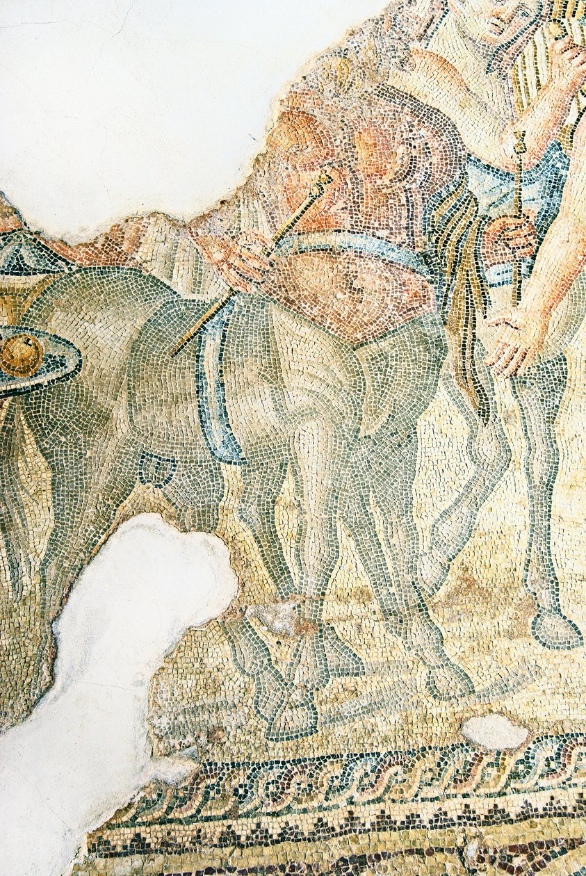 Der triumphale Zug des Dionysos, Detail von zwei Kentauren, Haus des Aion, Paphos, Zypern von Roman