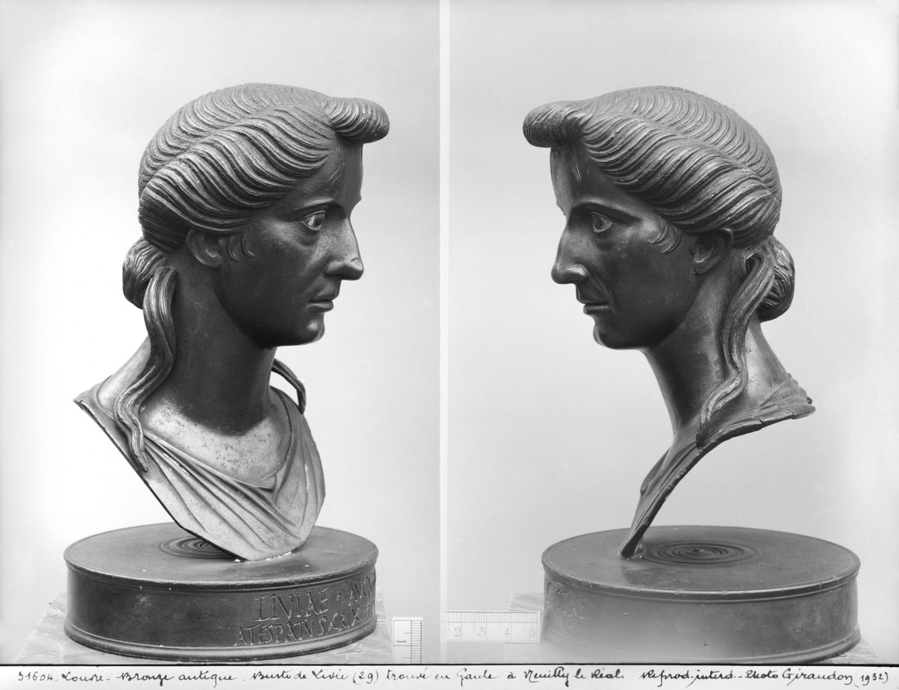 Zwei Ansichten einer Büste von Livia (58 v. Chr.-29 n. Chr.) von Roman