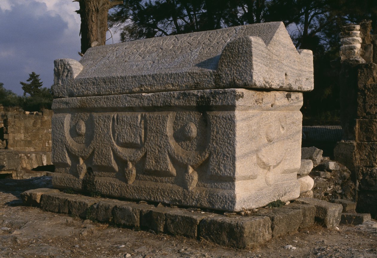 Ansicht eines Sarkophags, römischer Friedhof von Roman
