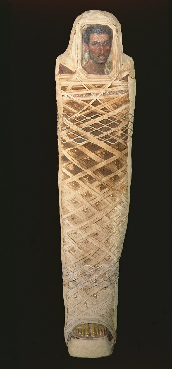 Mumie und Porträt eines Mannes, ausgegraben in Hawara, Römische Zeit 30 v. Chr.-395 n. Chr., Ägyptisch, ca. 80-110 n. Chr. von Roman Roman