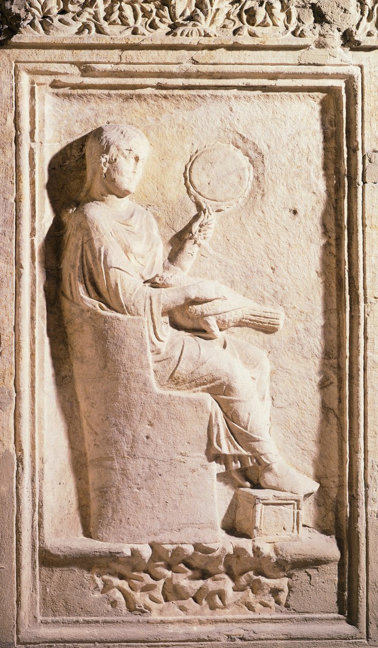 Relief einer römischen Dame mit Spiegel von Roman
