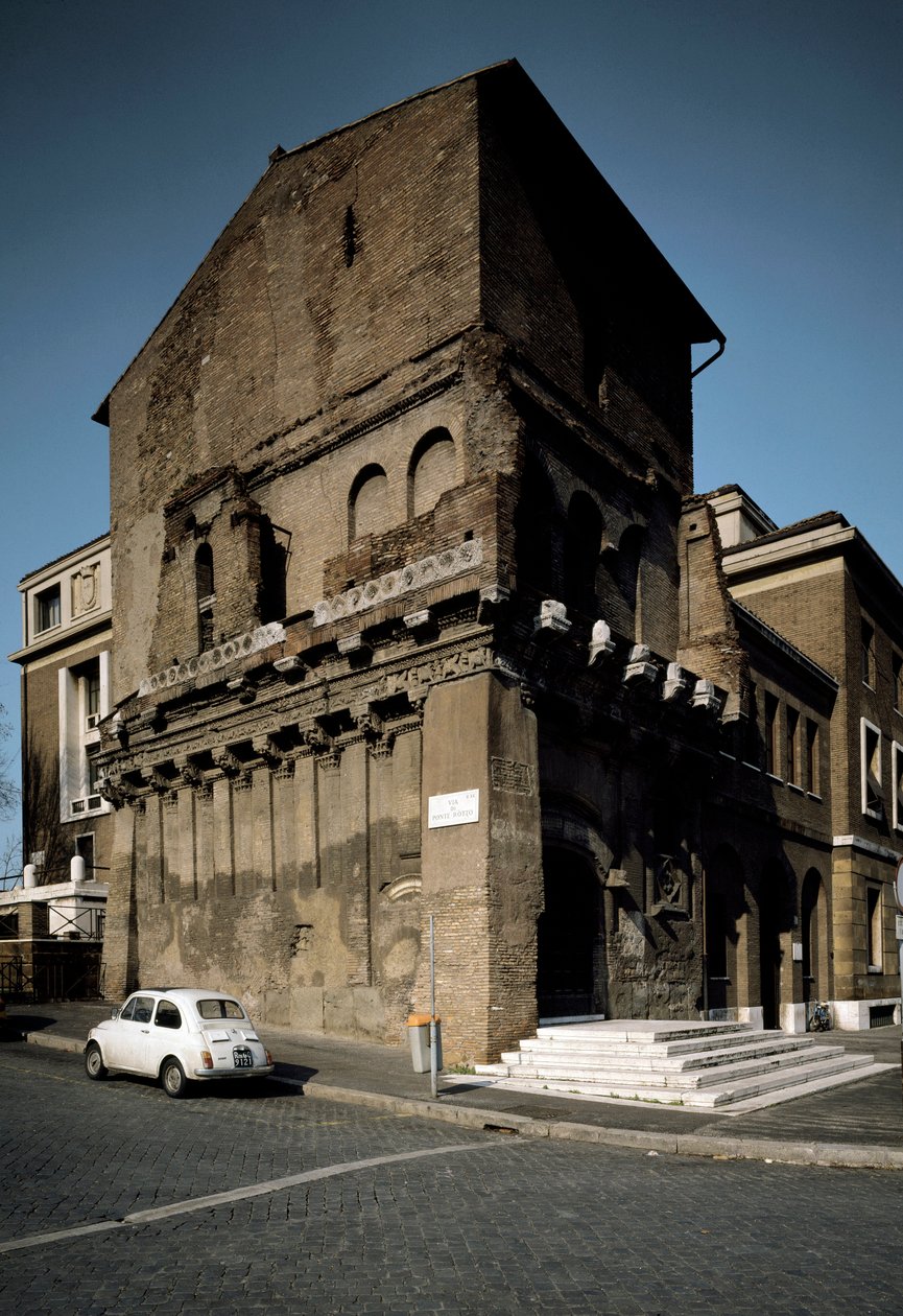 Ansicht der Villa Crescenzi von Romanesque