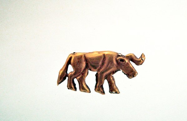 Schreitender Stier, Ornament von einem Begräbnisbaldachin, spätes 3. Jahrtausend v. Chr. (Gold) von Scythian