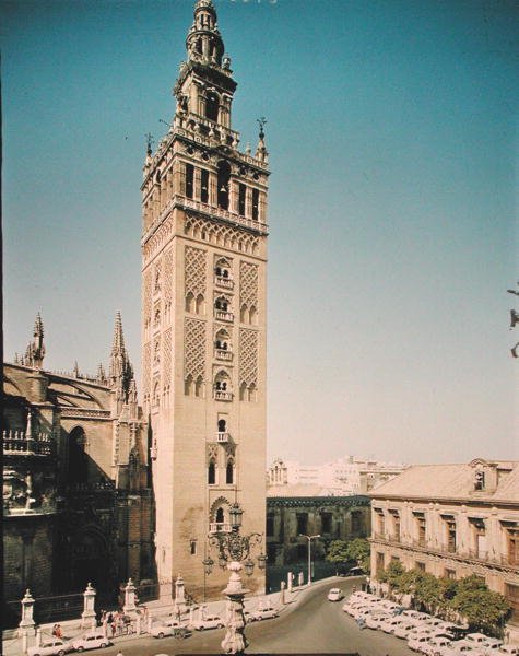 Der Giralda-Turm von Spanish School