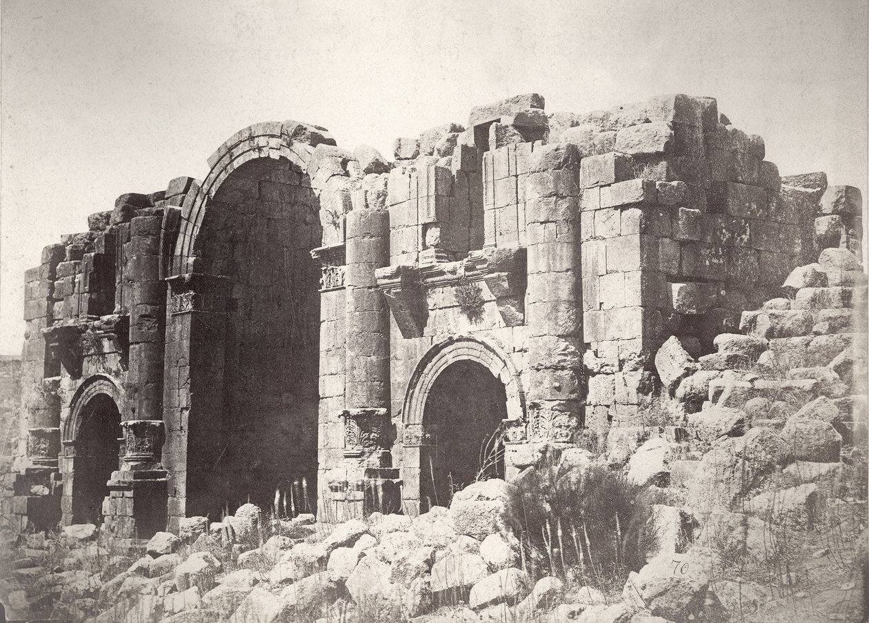 Triumphbogen in Jerash, von Süden, 1875 von Tancrede Dumas