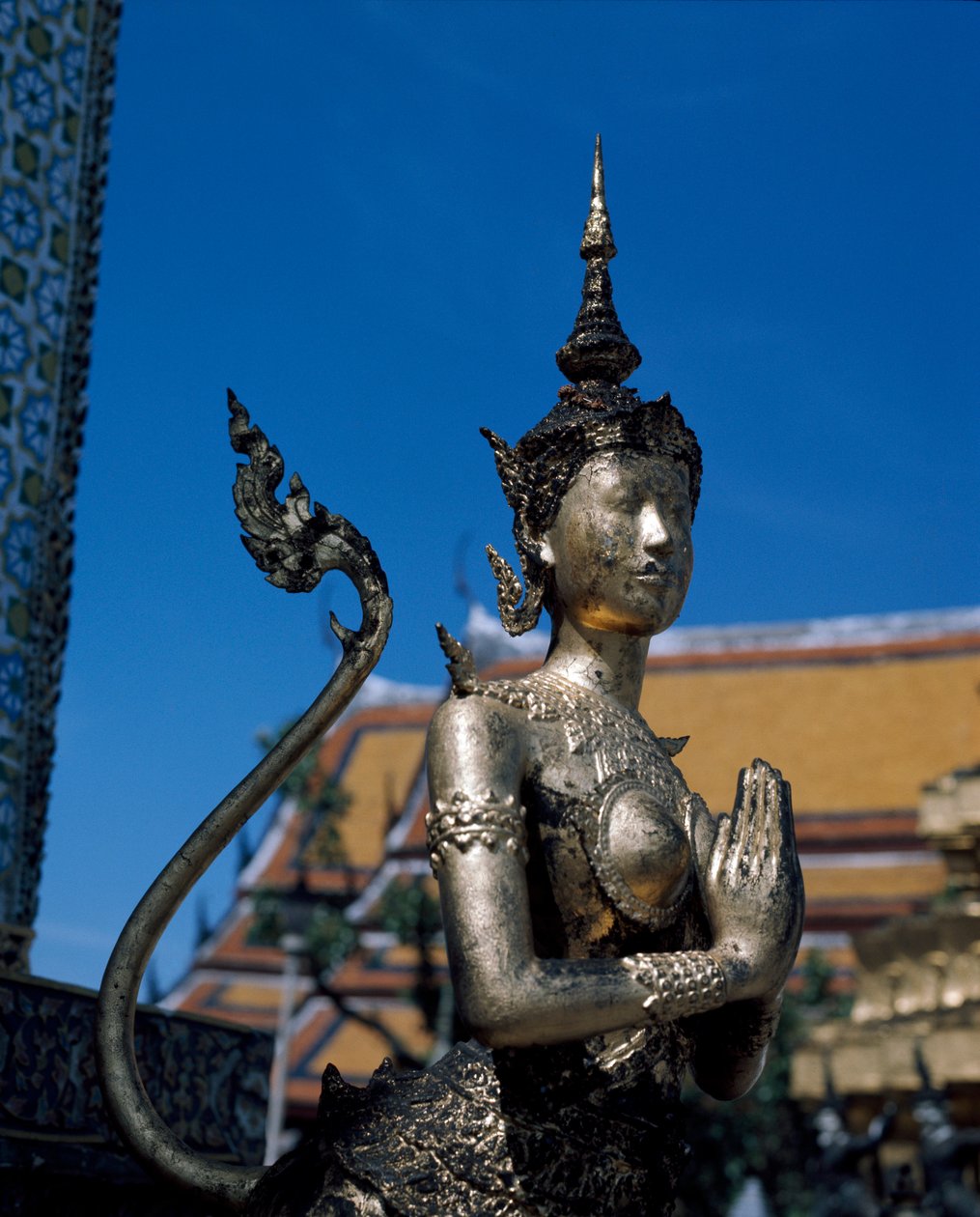 Detail eines Kinnari von Thai School