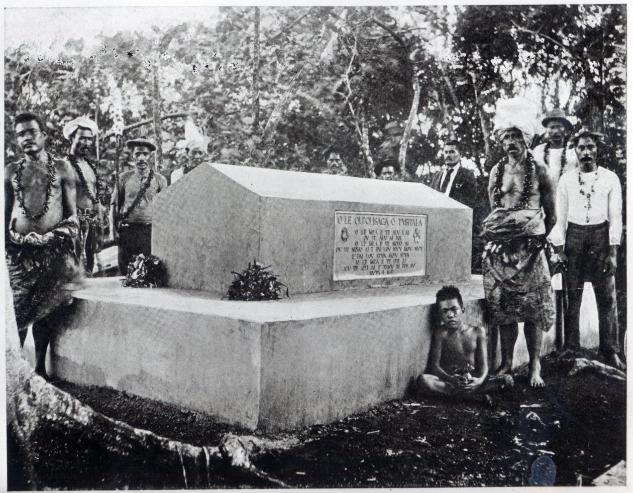 Das Grab von Tusitala, das Grab von Robert Louis Stevenson in Apia, Samoa von Thomas Andrew