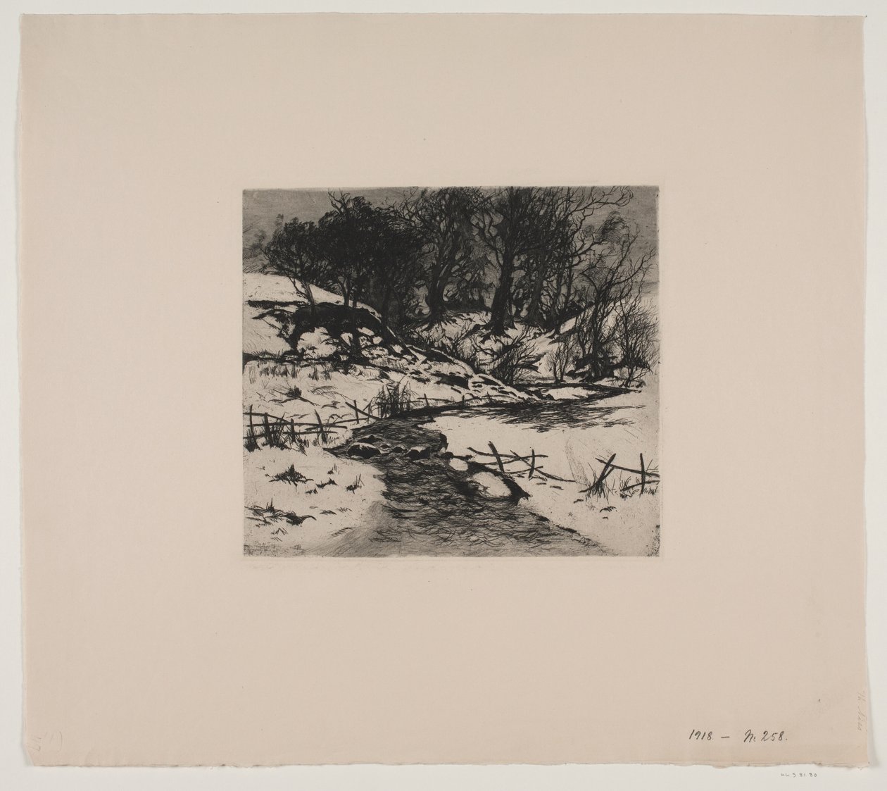 Winterlicher Wasserlauf bei einem Wald von Thorvald Niss