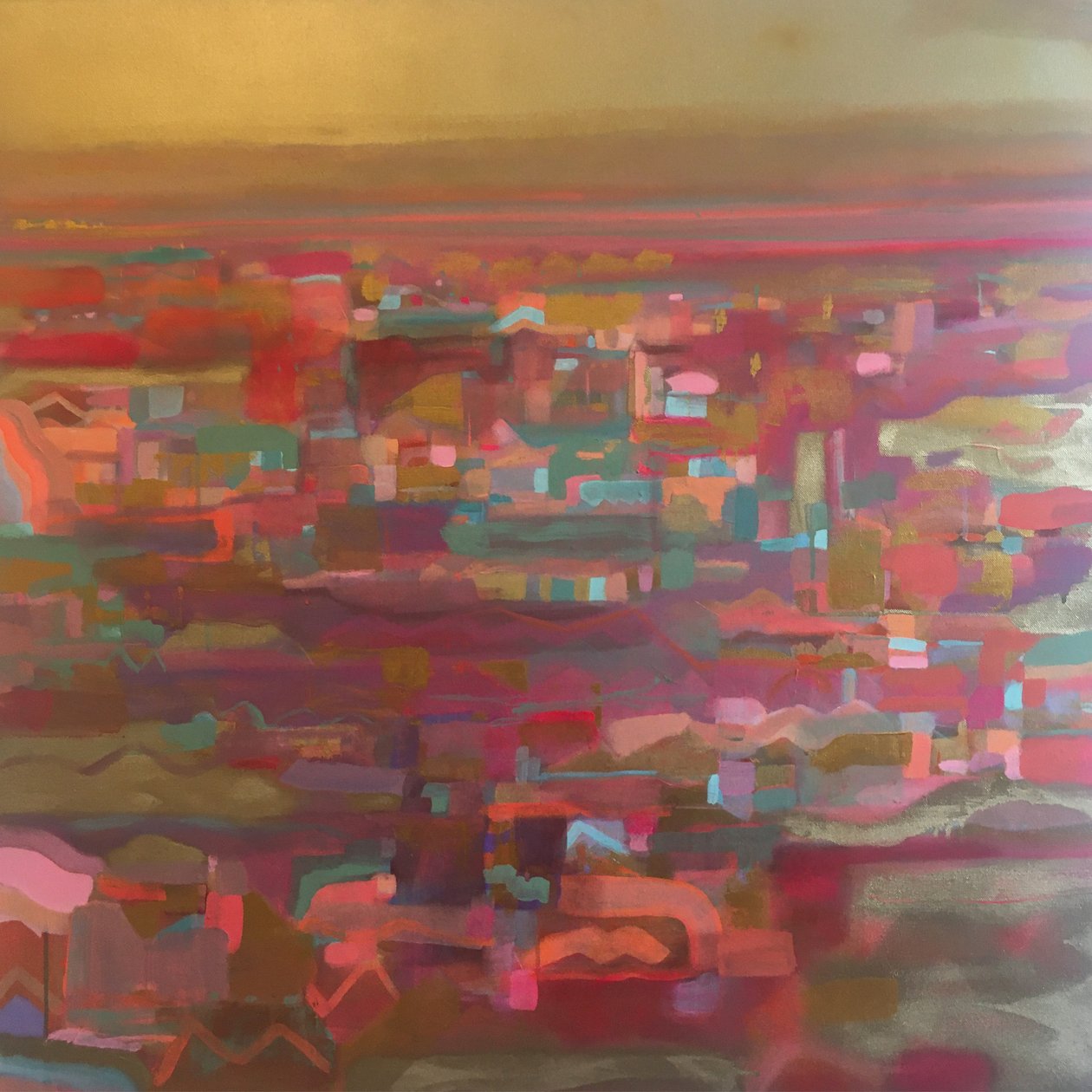 Goldener Himmel, orangefarbener Streifen Horizont von Tiffany Lynch
