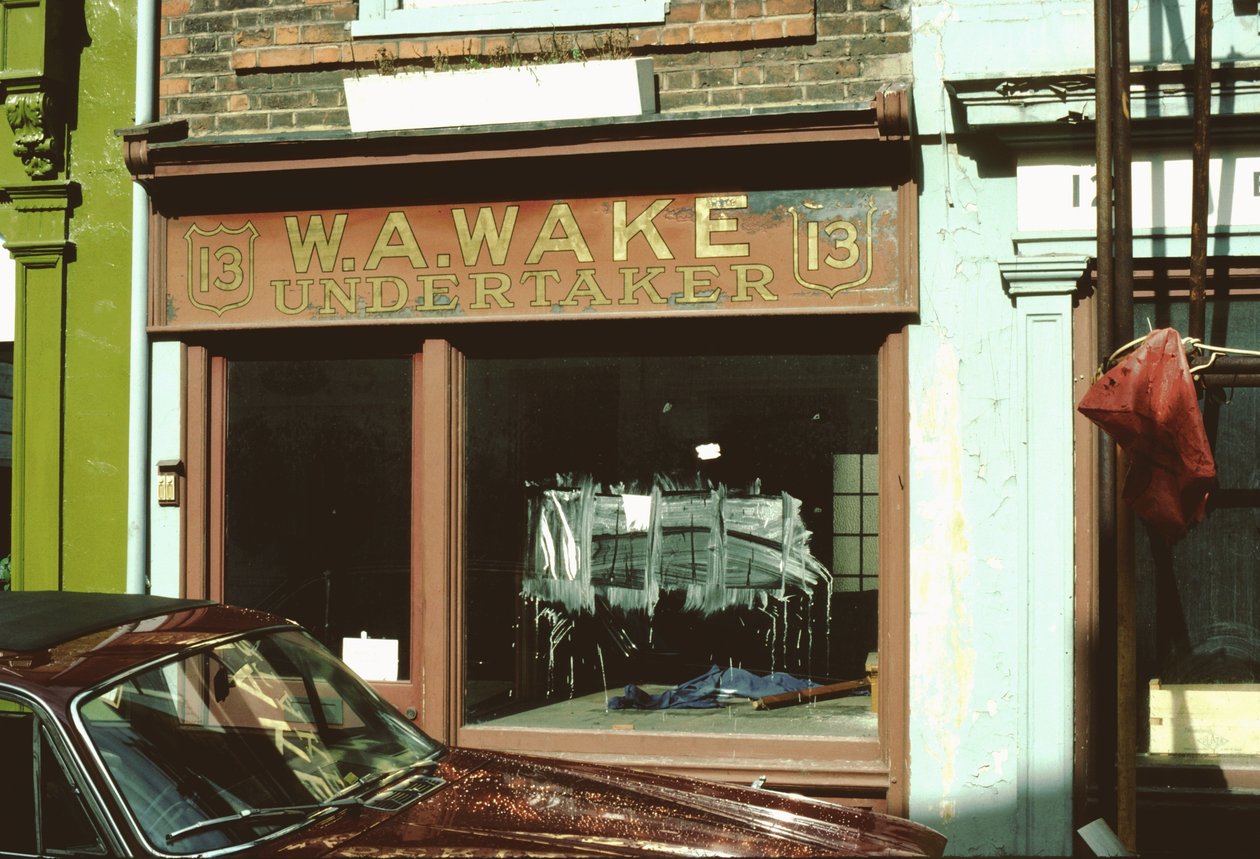 Bestattungsunternehmen, London, 1977 von Unbekannt Unbekannt