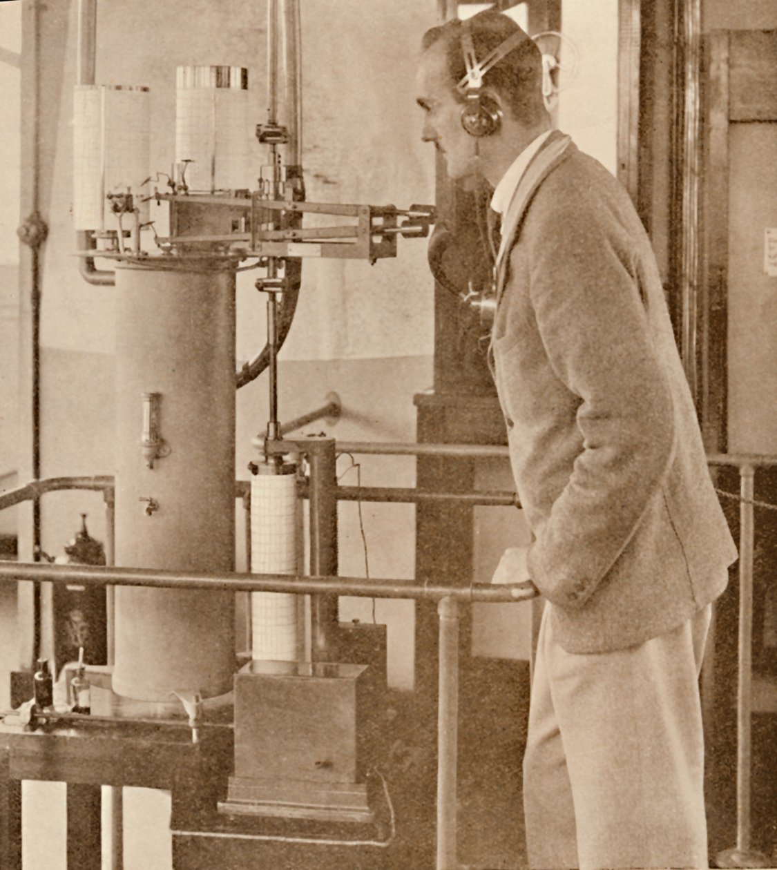 Ein Luftschiff-Wetterzentrum, 1927 von Unbekannt