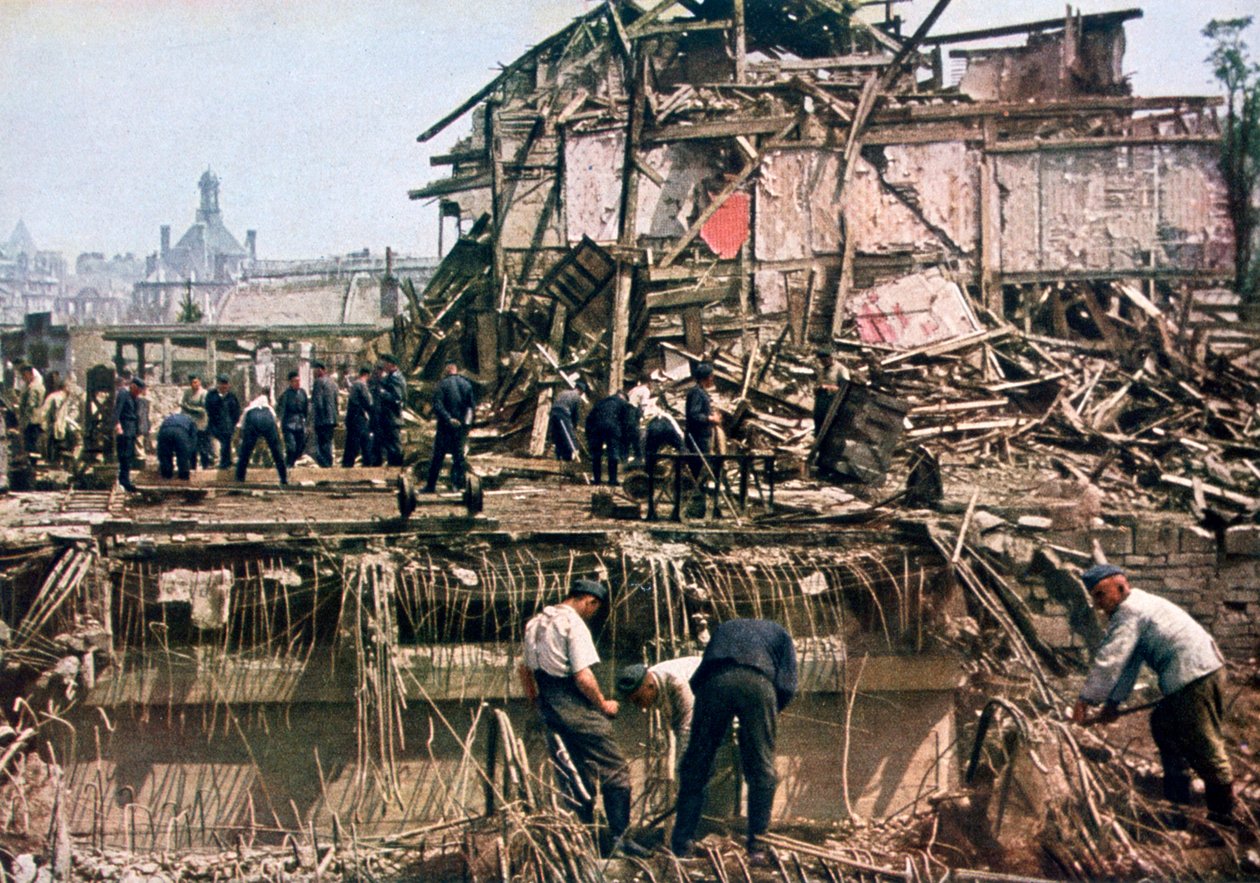 Trümmerbeseitigung, Dünkirchen, Frankreich, 1940 von Unbekannt