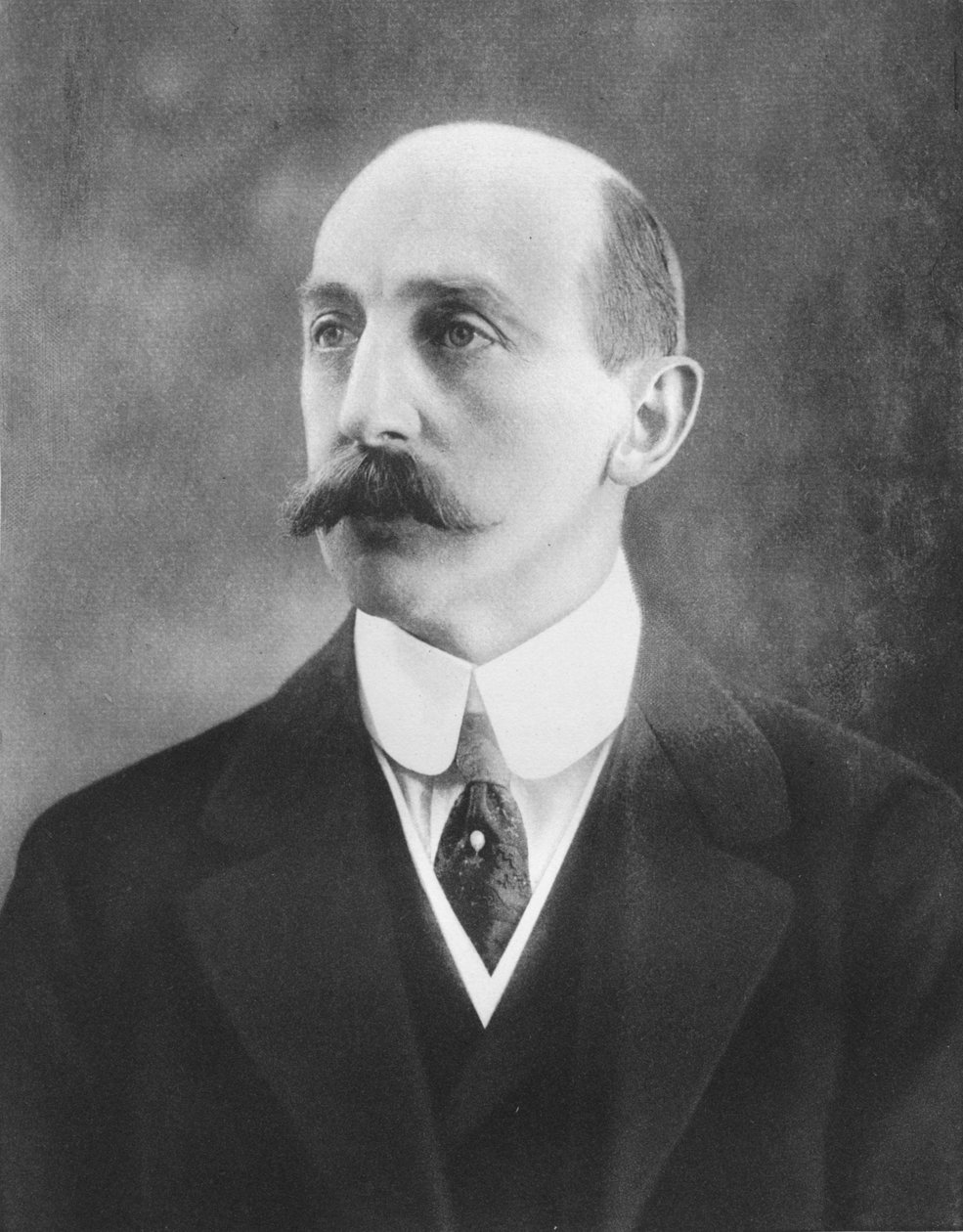 Col. Chaloner, M.P., 1911 von Unbekannt
