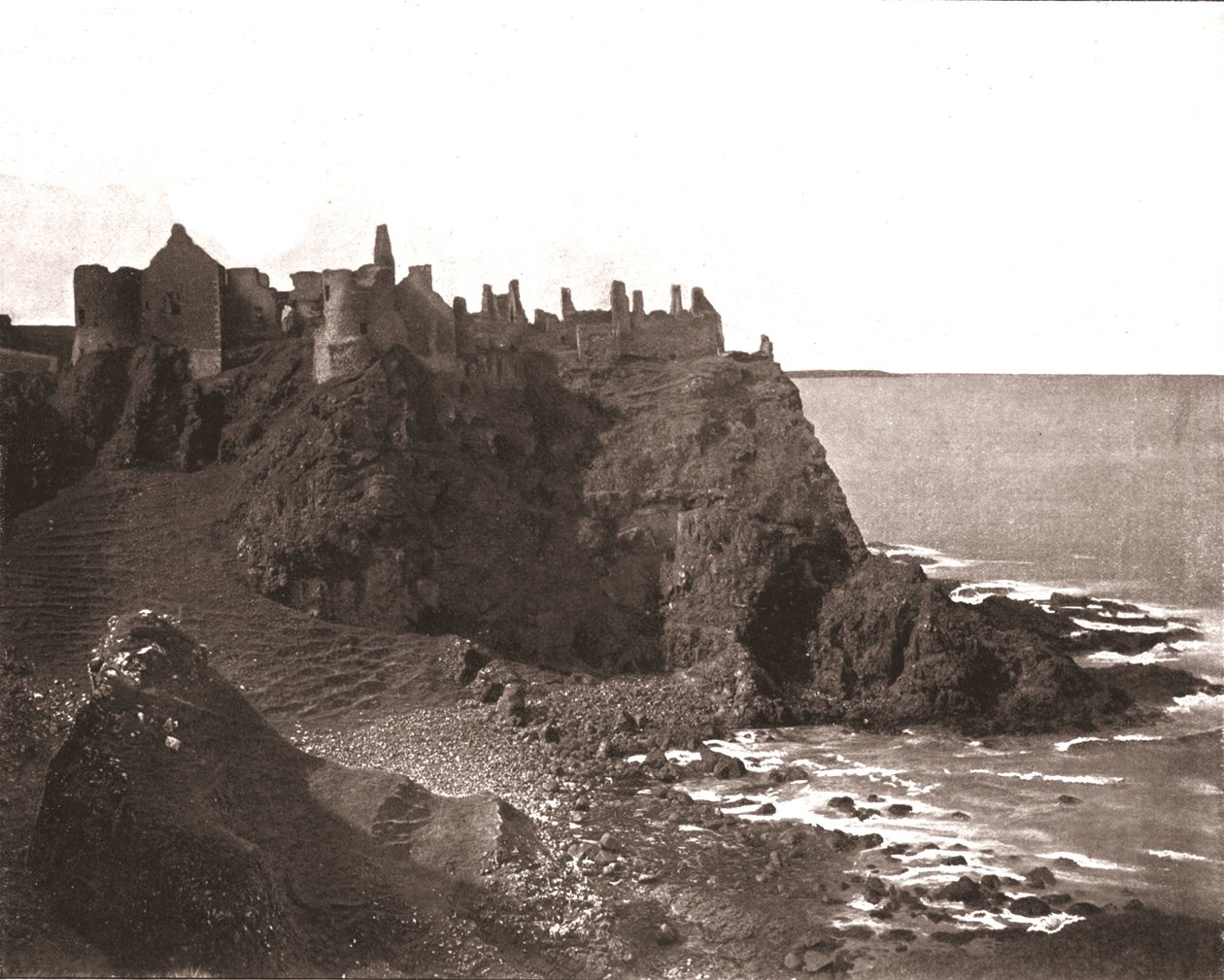 Dunluce Castle, County Antrim, Nordirland, 1894 von Unbekannt