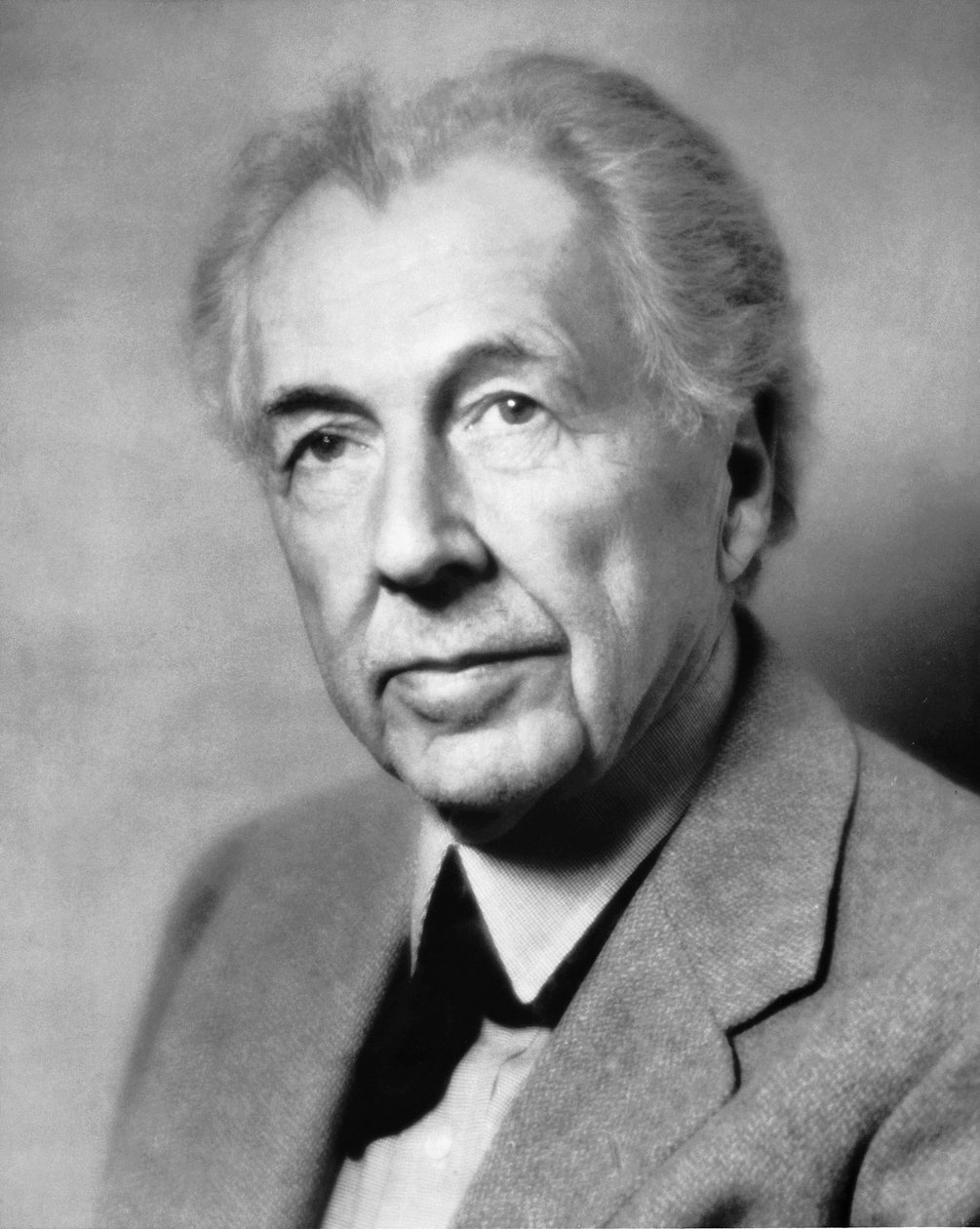 Frank Lloyd Wright (s/w Foto) von Unbekannt