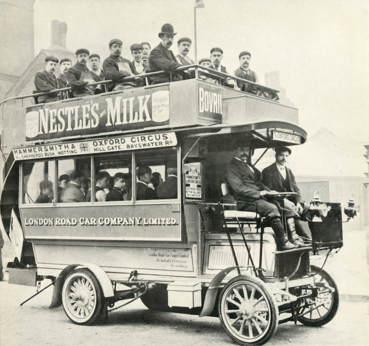 Londoner Dampfbus, ca. 1900 von Unbekannt