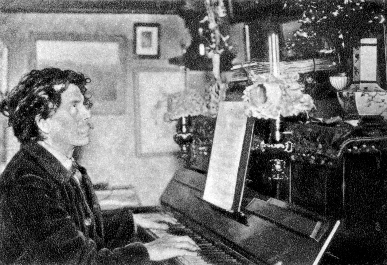 Maurice Rollinat, französischer Dichter, spielt Klavier von Unbekannt