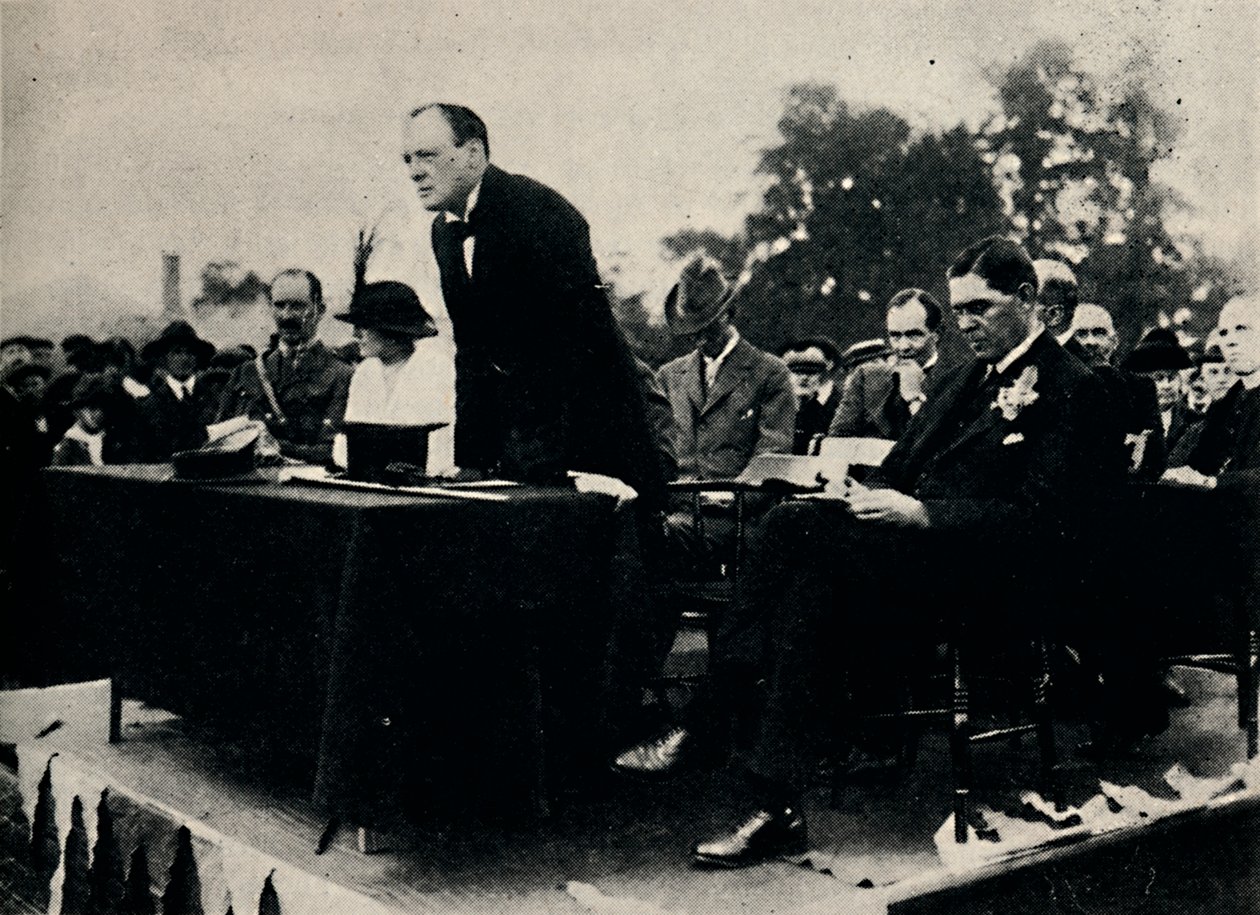 Rede bei den Enfield Munitionswerken, 1917, 1945 von Unbekannt