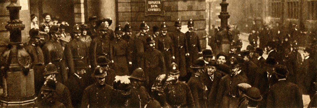 Der Ansturm auf die Birkbeck Bank, 1910, 1933 von Unbekannt