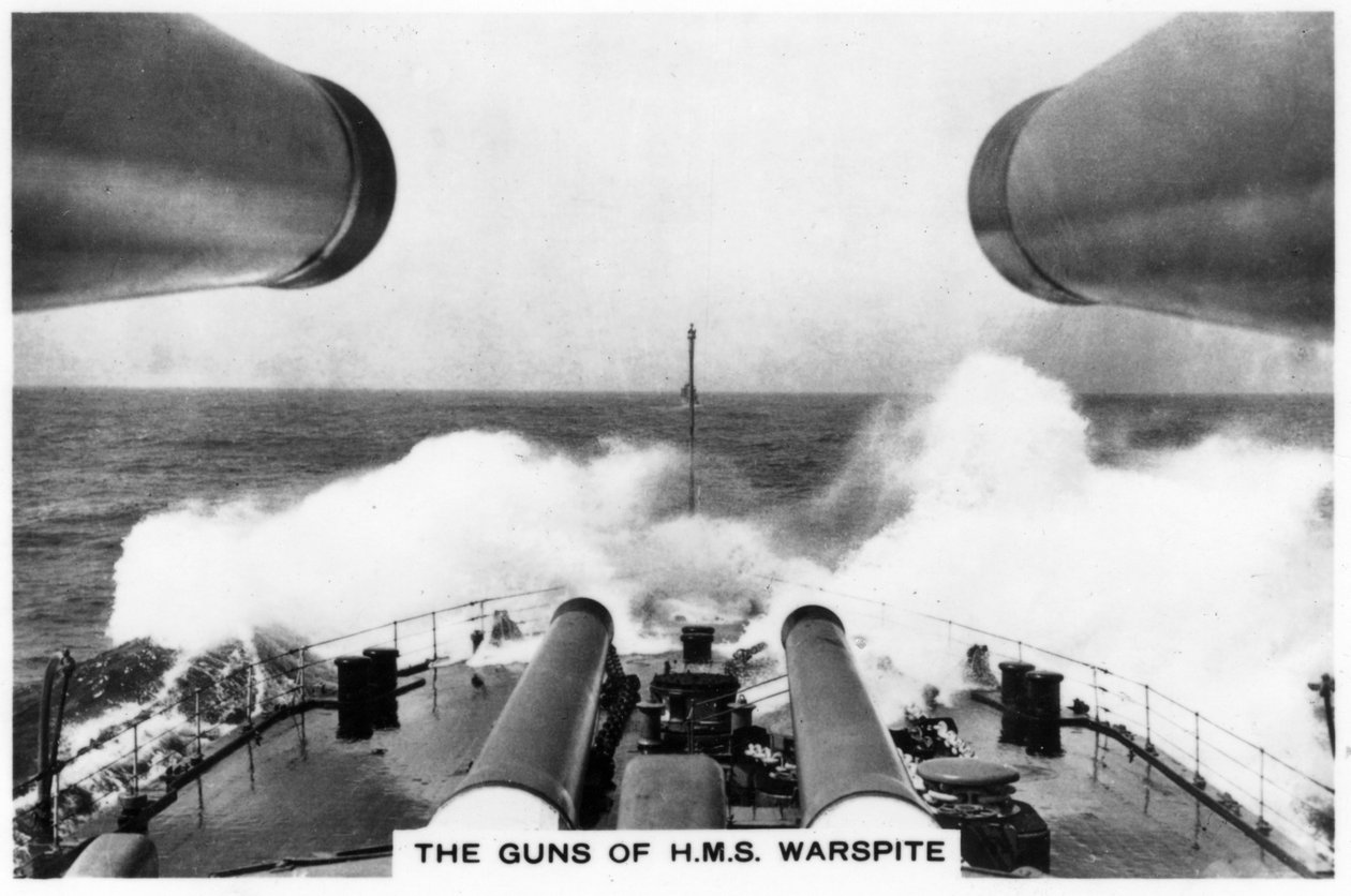 Die Kanonen des Schlachtschiffs HMS Warspite, 1937 von Unbekannt