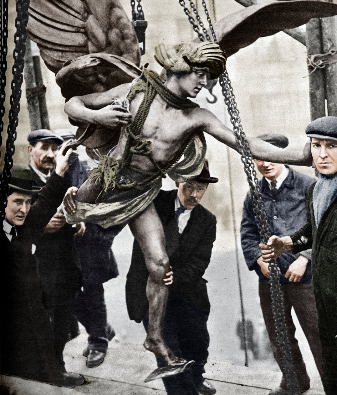 Die Entfernung von Eros, 1925, 1938 von Unbekannt