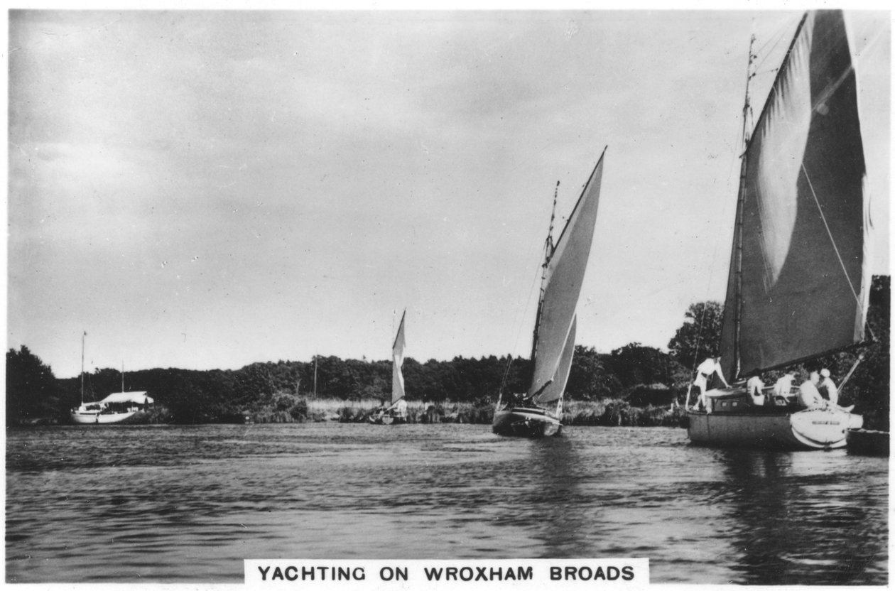 Segeln auf den Wroxham Broads, 1936 von Unbekannt