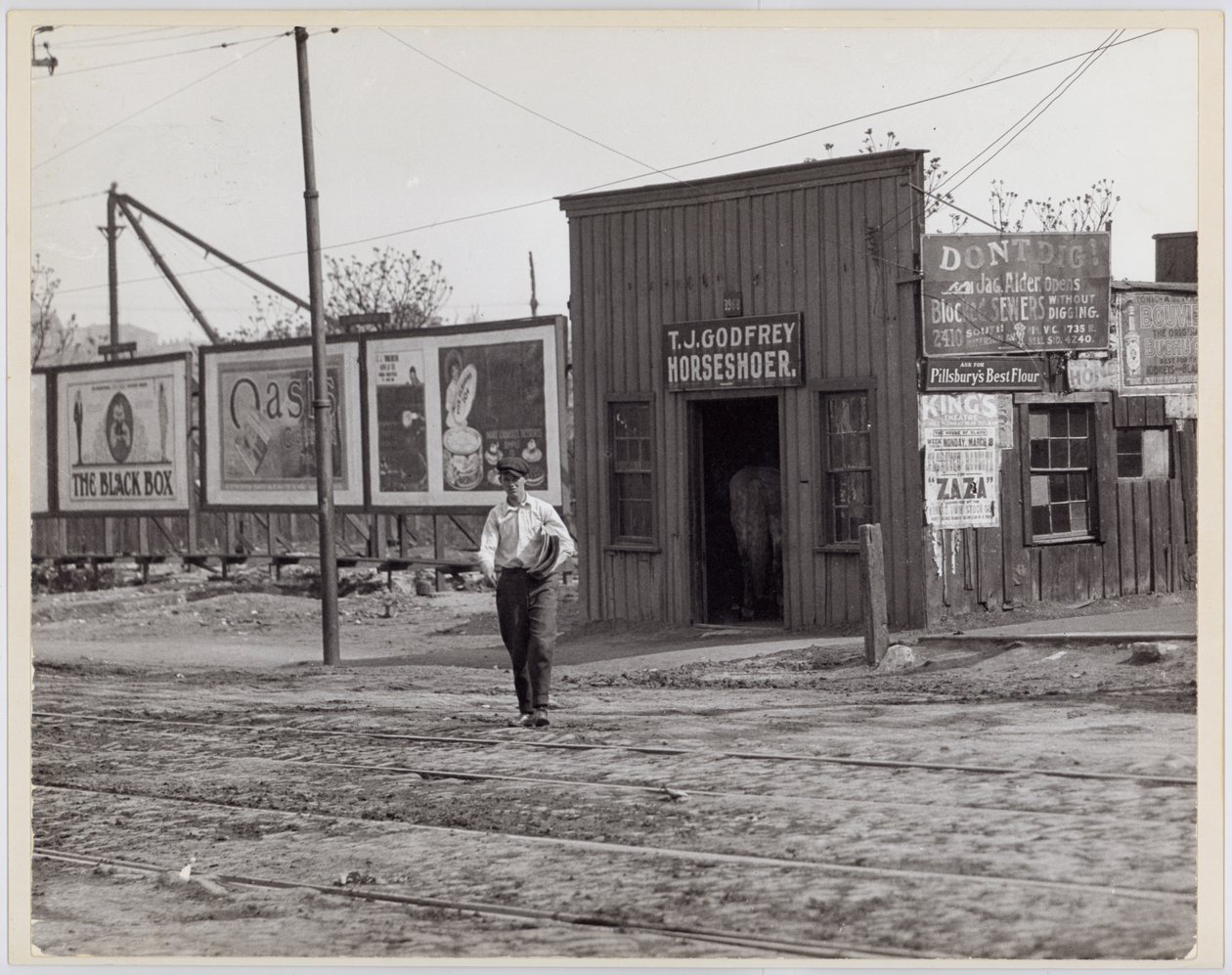 T. J. Godfrey Hufschmied, 3968 Chouteau von Unknown