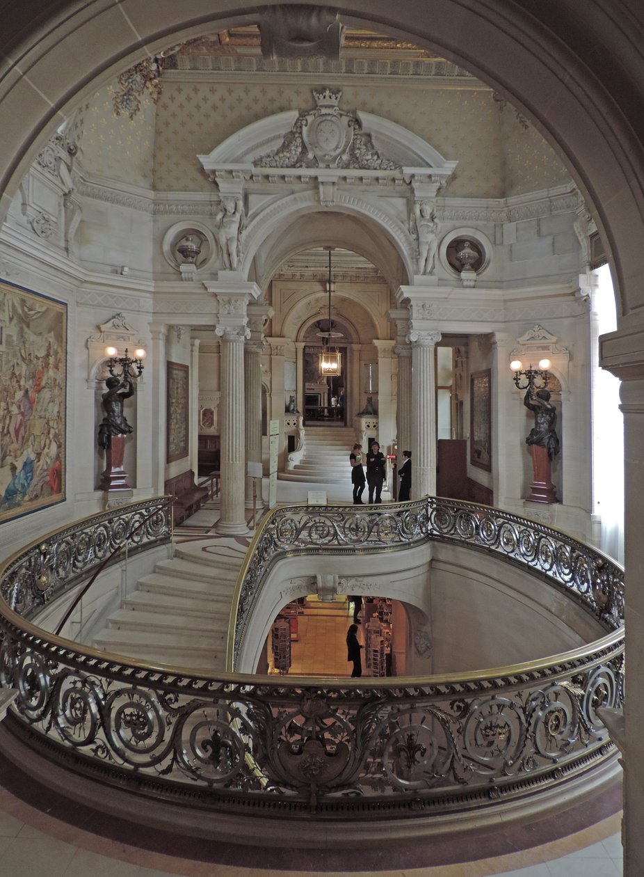 Chantilly, Schloss: Eingangshalle im Schloss von Unknown
