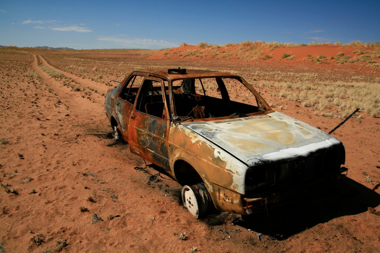 Verrostetes Auto in der Namib-Wüste gestrandet von Unknown