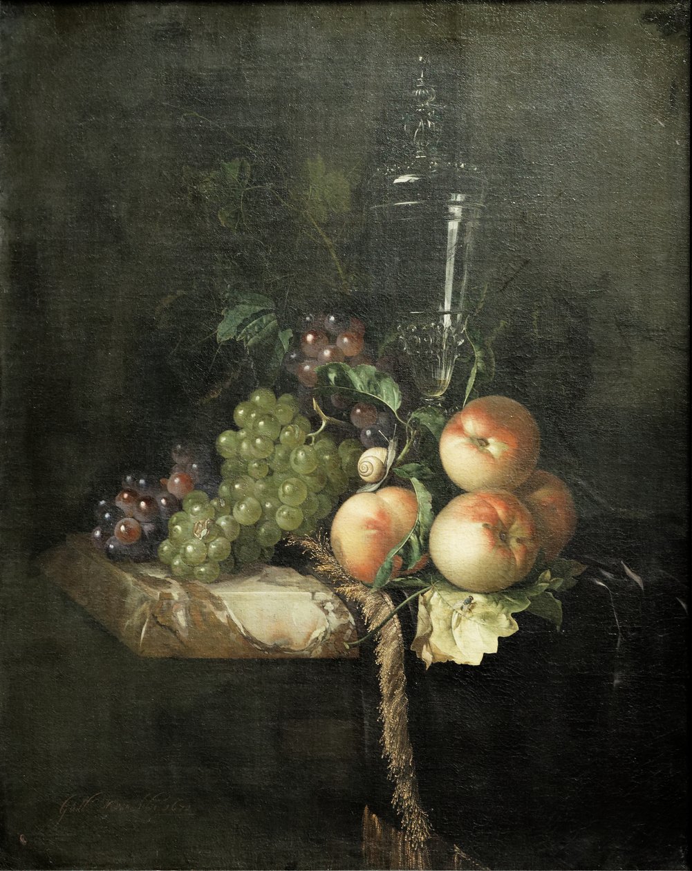 Trauben, Pfirsiche und großes Glas von Willem van Aelst