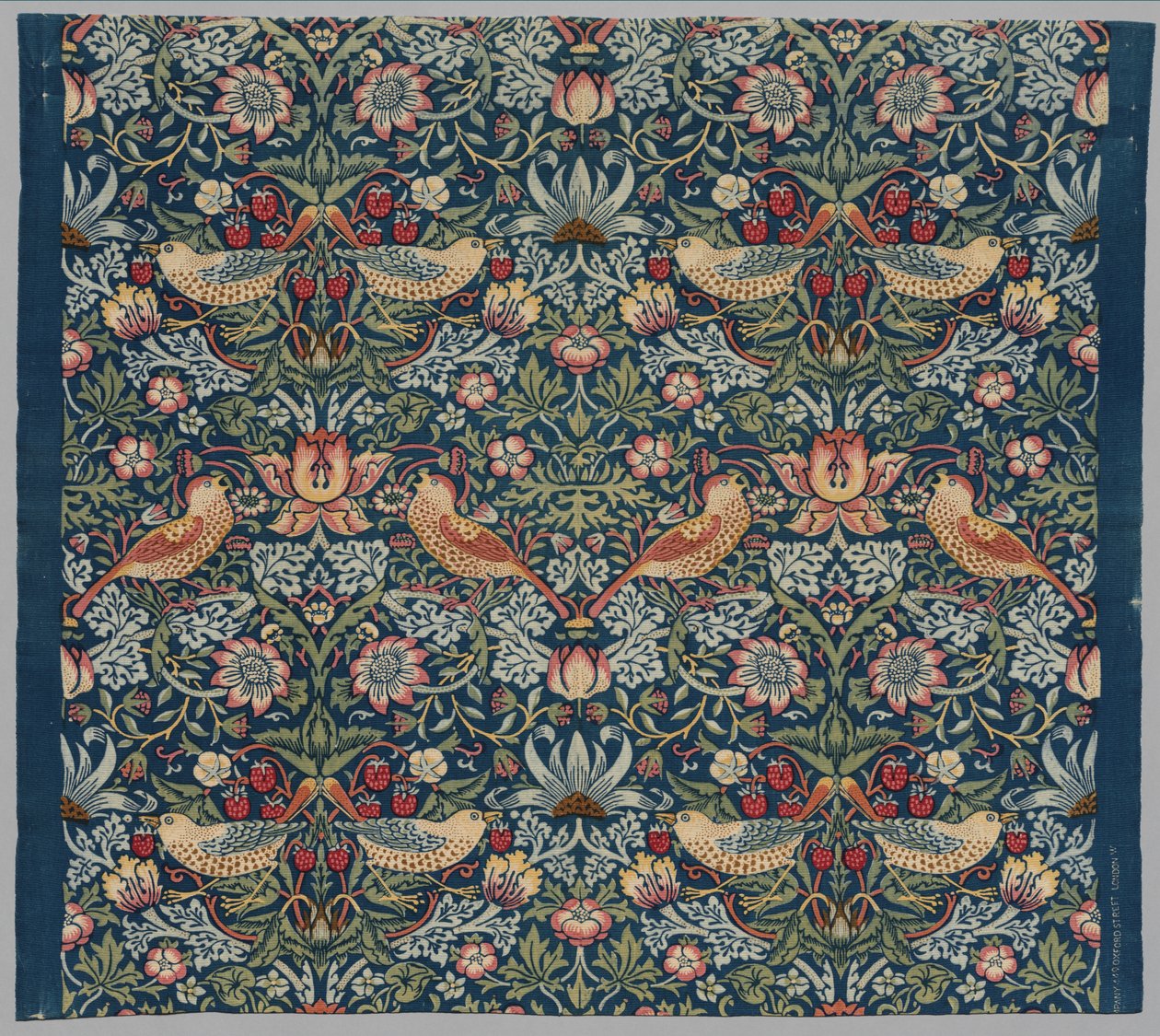 Erdbeer-Dieb, um 1936 von William Morris